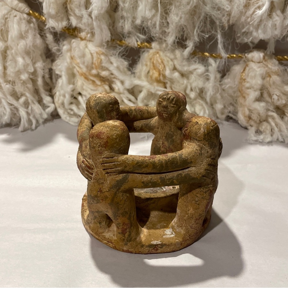 Terra Cotta Circle of Friends Tealight Candle Holder – Mexico